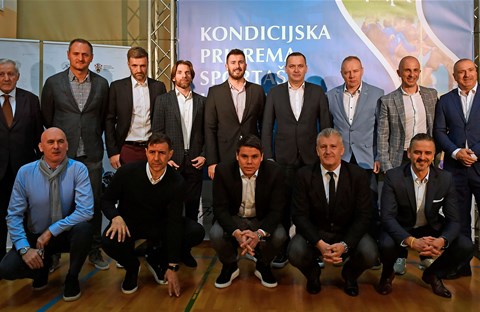 Dužnosnici HNS-a i izbornici na seminaru Kondicijska priprema sportaša