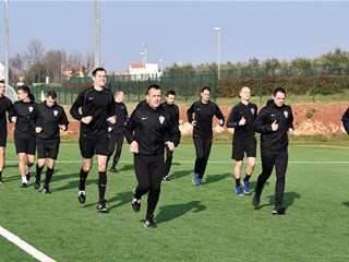 Video: Vježbe jakosti i mišićne izdržljivosti