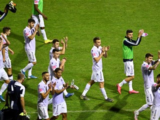 Video: Hajduk u sadržajnom derbiju nadjačao Dinamo, Lokomotivi bod kod Slavena