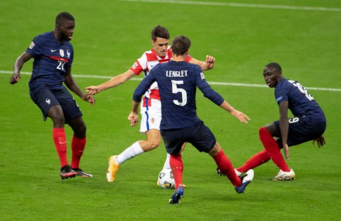 France repeats 4:2 win over Croatia