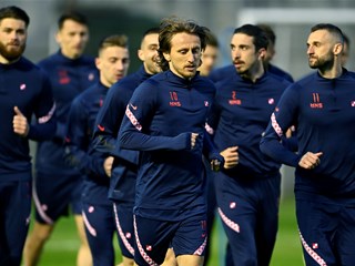 Svi igrači i članovi stožera negativni na SARS-CoV-2 uoči Slovenije