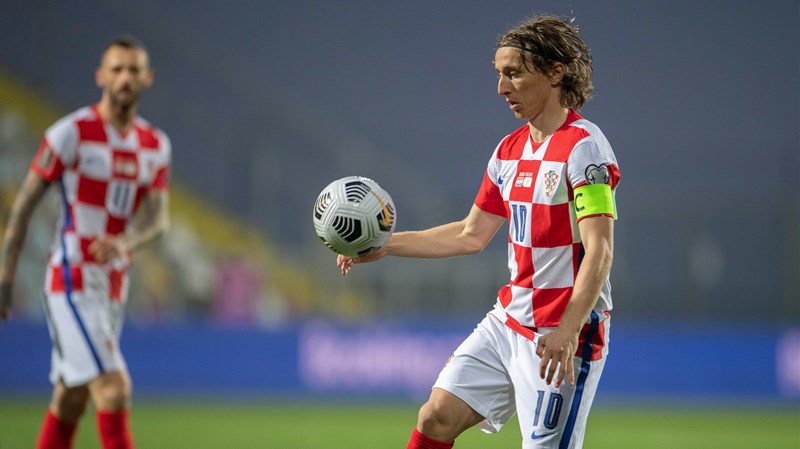 Modrić i Brozović u najboljih 11 Primere i Serie A