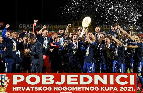 Video: Dinamo u nevjerojatnom finalu pobijedio Istru 1961 i osvojio Kup!