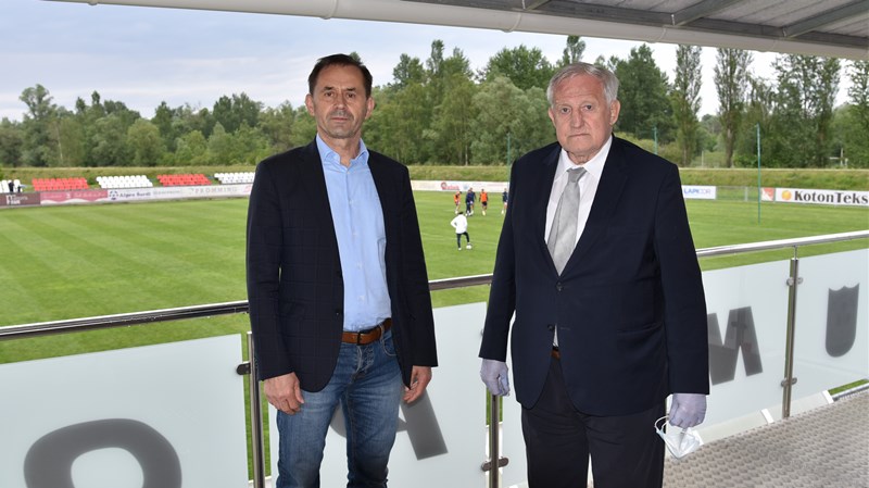 Srebrić i Kljajić ispratili U-21 reprezentaciju u Maribor