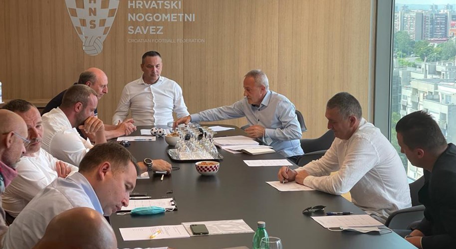 Ždrijeb natjecateljskih brojeva: prvak Dinamo otvara sezonu protiv Slavena