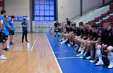 Hrvatska U-19 reprezentacija otvara s Crnom Gorom