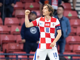 Magija: Desna vanjska à la Modrić