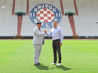 New hybrid pitch presented at Poljud Stadium in Split
