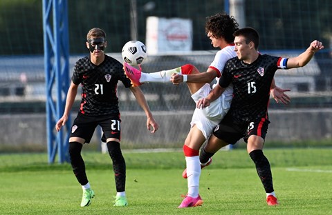 Hrvatska U-19 reprezentacija protiv Rusije, Švicarske i Bugarske