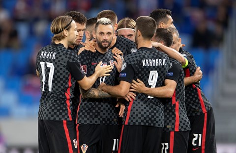 Brozović volleys Croatia to an important victory
