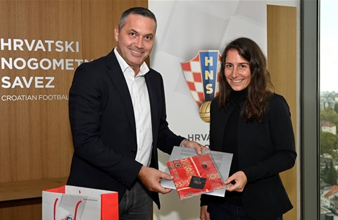 FIFA Development Manager Heidi Beha meets with president Kustić during her visit to Croatia