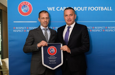 Aleksander Čeferin čestitao Marijanu Kustiću na odličnoj organizaciji Eura U-19 u futsalu
