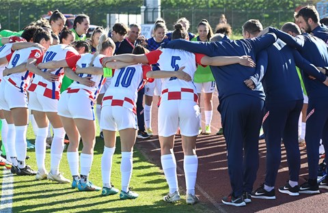 Hrvatska ženska reprezentacija na Cipru protiv Finske, Rumunjske i Mađarske