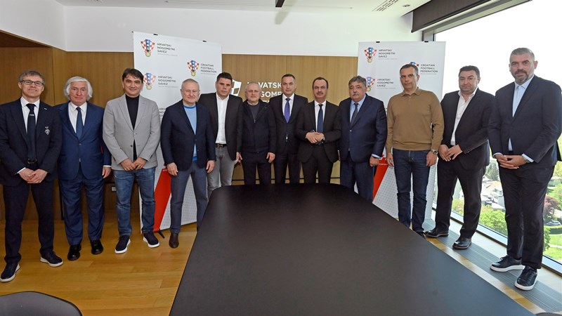 Kustić sa suradnicima primio delegaciju kijevskog Dynama