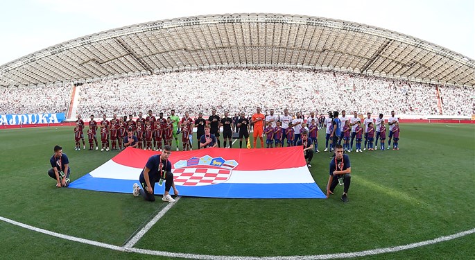 Novčane kazne za Hajduk i Rijeku
