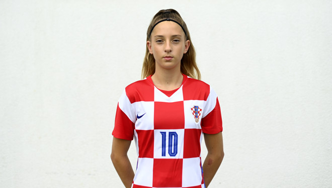 Mia Pestić