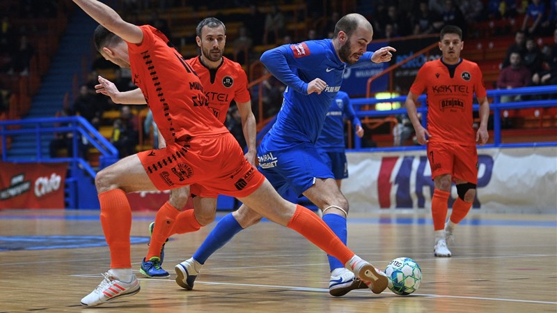 Stanoinvest Futsal Pula, Murter, Novo Vrijeme i Šibenik 1983 polufinalisti