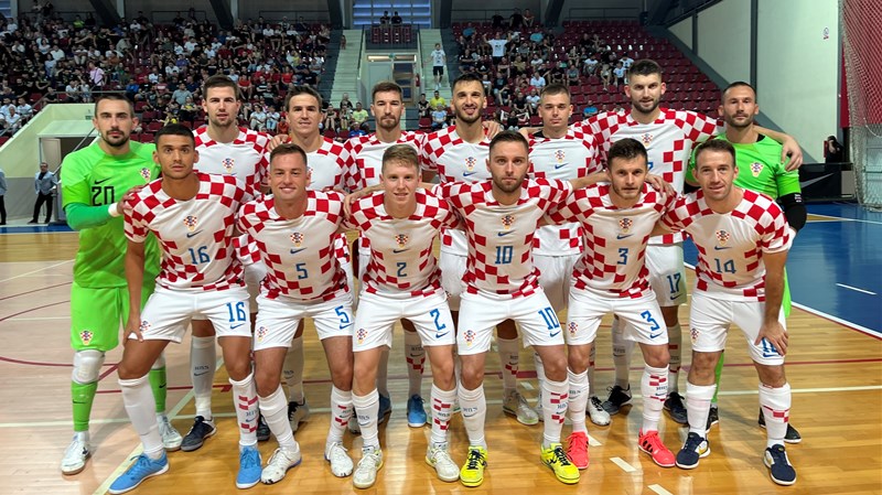 Marinko Mavrović objavio popis igrača za utakmice s Francuskom