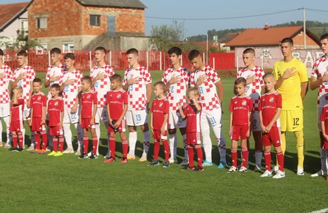 Hrvatska U-17 reprezentacija svladala BiH i uveličala proslavu stotog rođendana NK Oriolik