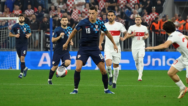 Kahlina junak, Musa strijelac iz igre i s bijele točke