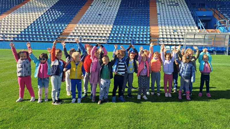 Vrtićari Bajke iz Varaždina posjetili nogometne centre