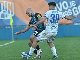 Video: Osijek se nakon ranog vodstva u Varaždinu spasio poraza, Slaven u golijadi svladao Rijeku