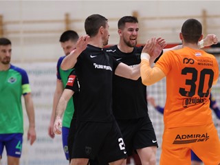 Futsal Dinamo u Omišu izborio majstoricu