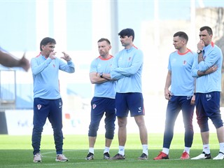 Proslavljeni Vatreni i izbornik Dalić na humanitarnom susretu u Livnu