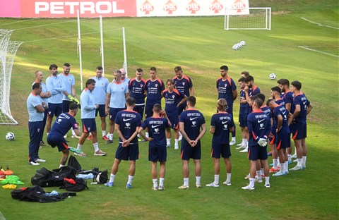 Svijetla budućnost na stadionu svjetla