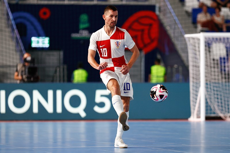 Tihomir Novak osvajač trofeja “CROfutsal” za najboljeg igrača u 2024. godini