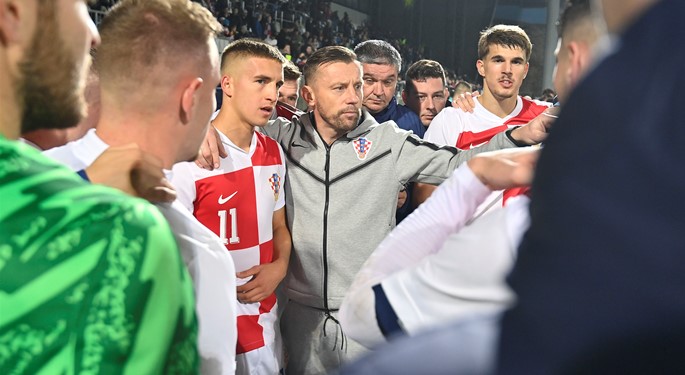 Olić: "Žao mi je što se ova generacija nije plasirala na Euro, ali zadovoljan sam s dečkima"