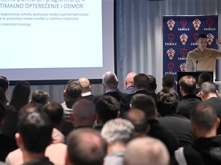 Natječaji nogometne Akademije HNS-a