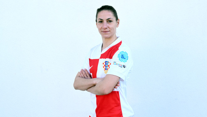 Ana Jelenčić