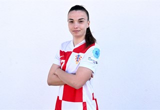Anela Lubina