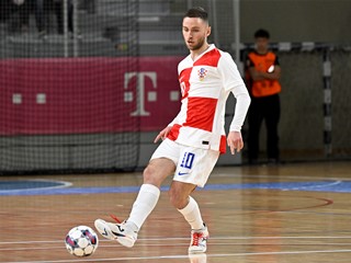 Niko Vukmir u Primeri, Josip Jurlina novi igrač Napolija