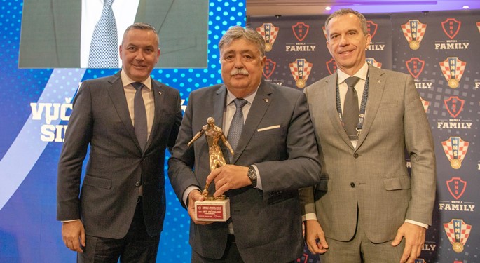 Ante Vučemilović Šimunović i Josip Bajlo dobitnici Trofeja podmlatka