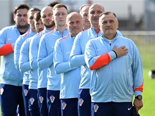 Sreten Ćuk objavio popis igrača za kvalifikacijski turnir za Euro