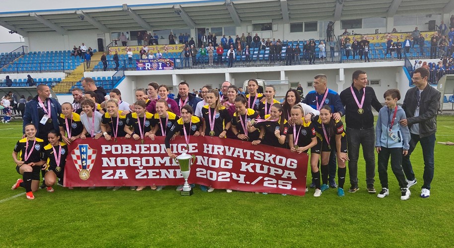 ŽNK Osijek slavio u finalu Kupa nakon povratka i drame jedanaesteraca