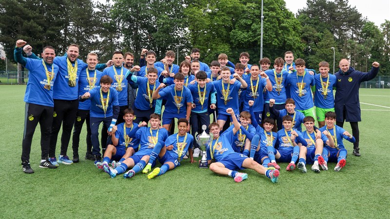 Kadeti Dinama podigli trofej namijenjen hrvatskom prvaku