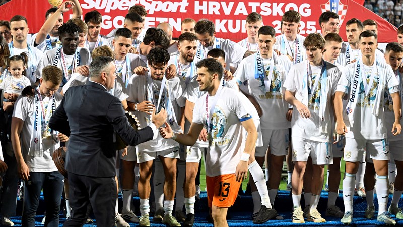 Predsjednik Kustić čestitao Rijeci na osvajanju dvostruke krune
