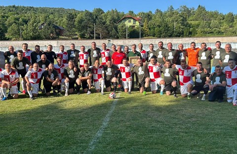 Reprezentacija veterana Hrvatske na 5. Memorijalu “Petar Stipetić“ u Svetom Petru kod Ogulina