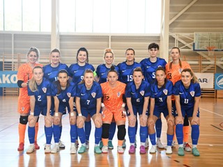 Hrvatska otvorila nastup u Poreču pobjedom protiv Češke
