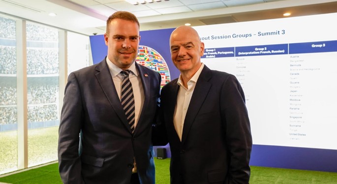 Josip Tomaško sudjelovao na skupu Fife u Miamiju