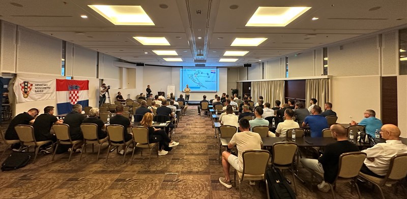 Održan obavezni seminar iz pravila nogometne igre za trenere SuperSport HNL-a