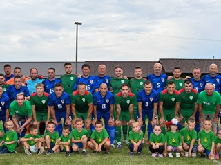 Reprezentacija veterana Hrvatske na proslavi zlatnog jubileja NK Poljoprivrednik