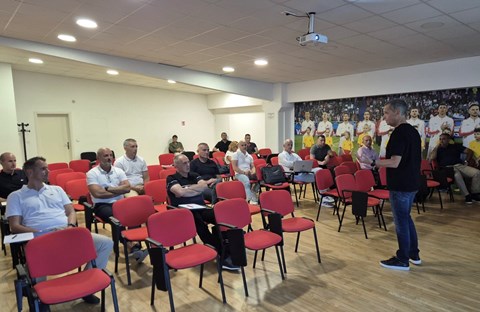Održan seminar nogometnih sudaca elitne skupine SuperSport HNL-a