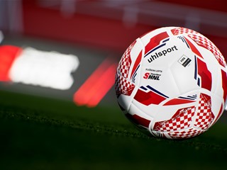 Predstavljena nova službena lopta SuperSport Hrvatske nogometne lige
