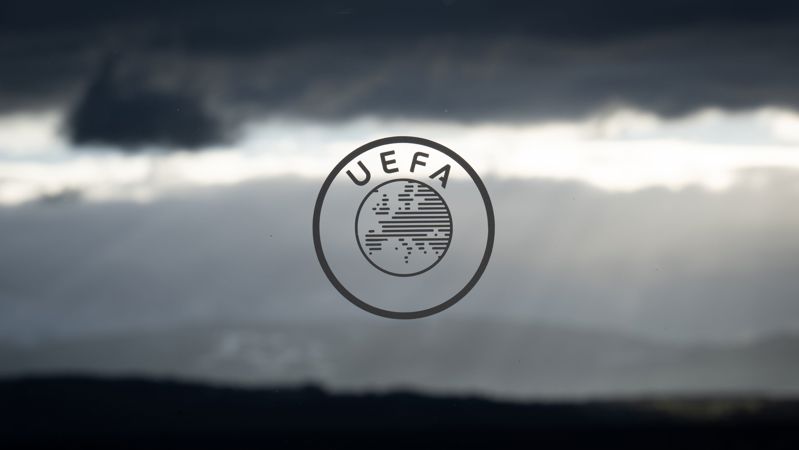 UEFA kaznila HNS zbog incidenata na utakmici protiv Španjolske