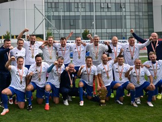 VNK Poliklinika Ribnjak pobjednik 25. Prvenstva Hrvatske za veterane