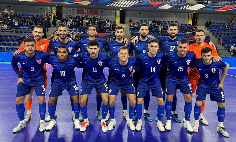 Hrvatska u prvom nastupu poražena od Paragvaja